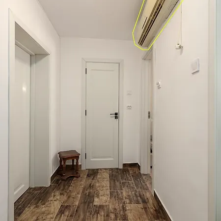 Elegant On Decebal Boulevard Apartmán *
